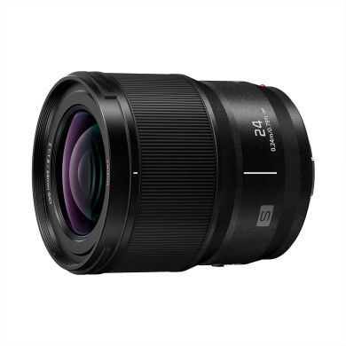 Lumix L-Mount S 24mm f/1.8 Fixed Focal Length Lens, Aperture Range: f/1.8 to f/16, Linear AF Motor, Dust, Splash and Freeze-Resistant Design (S-S24GC, Black)